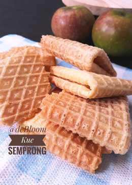 306. Kue Semprong Lipat