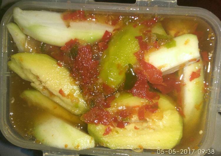 gambar untuk resep makanan Asinan kedondong mangga muda