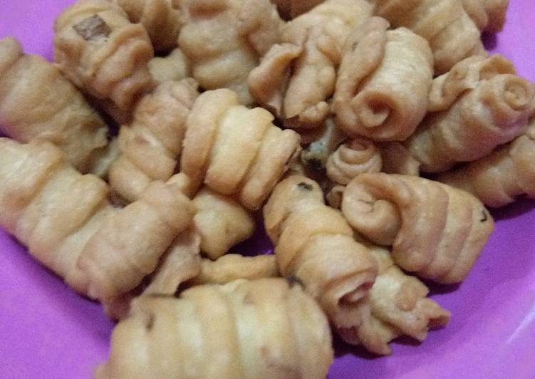 resep masakan Kue Garpu bawang renyah