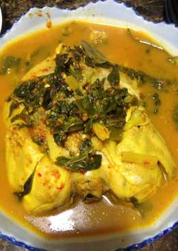 Ayam utuh Bumbu Rica