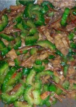 Tumis Pare dengan Tempe dan Teri Asin