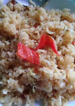 Nasi goreng kecambah+sosis