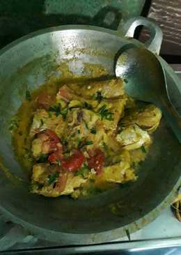 Ikan kuniran di bumbu kuning