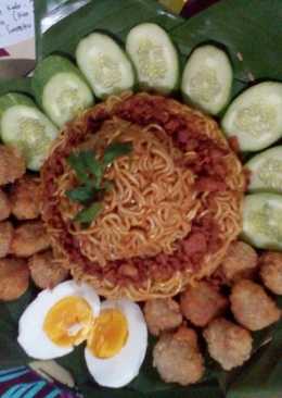 Tumpeng MieNie