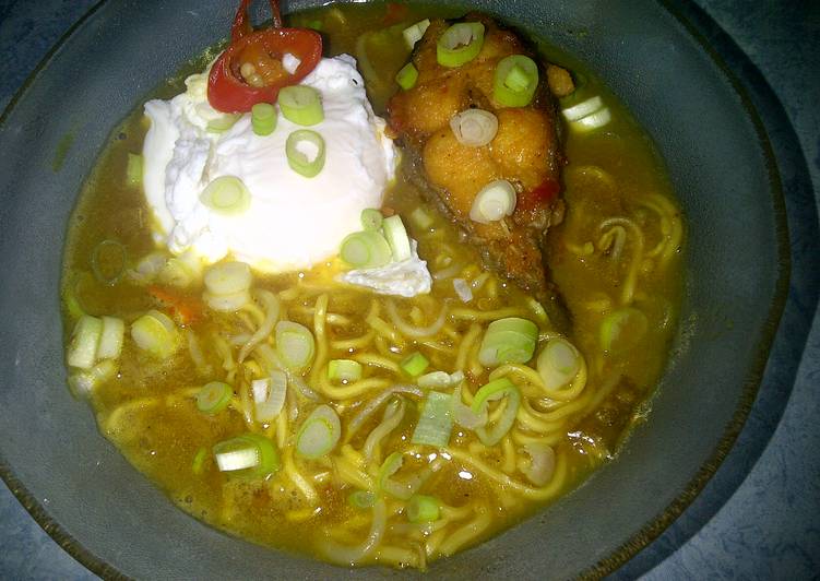 resep lengkap untuk Ramen Kari