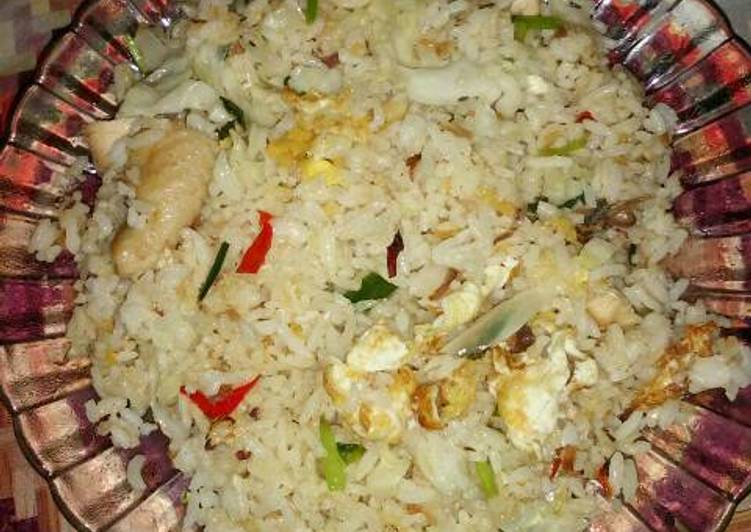  Resep Nasi goreng ikan asin sederhana  oleh Zero Distance 