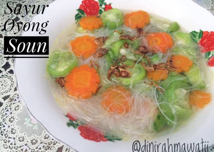 bahan dan cara membuat Sayur Oyong Soun (Gambas)