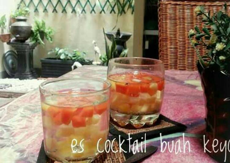 gambar untuk cara membuat Es cocktail buah enak segar
