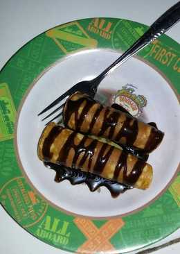 Roll banana pancake