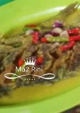 Gurame Bumbu Kuning
