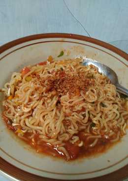 Mie instan nyemek