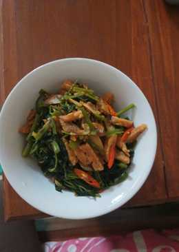 Tumis kangkung teri tempe