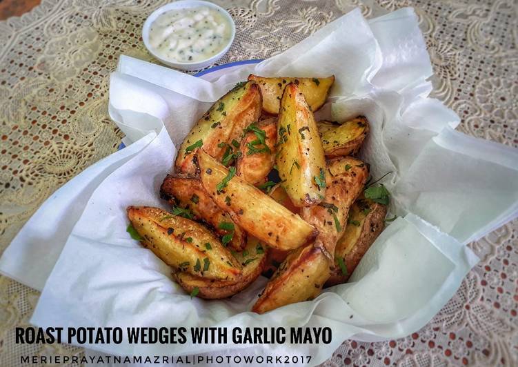 cara membuat Roast Potato Wedges with Garlic Mayo