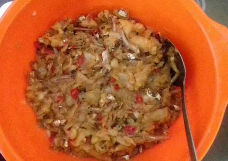 Resep Sambel nanas campur teri atau bilis - Eliis Tiiyawatii