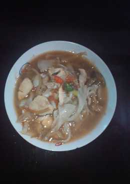 Tumis jamur tiram, bakso dan ayam