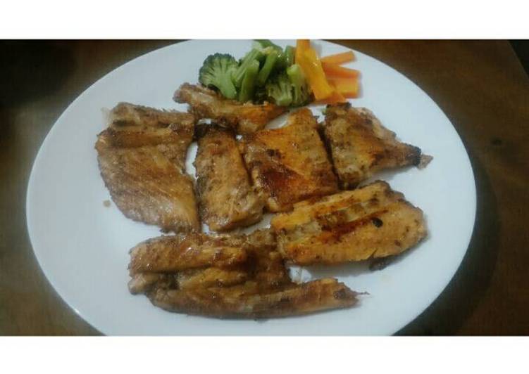 resep lengkap untuk Grilled salmon with teriyaki sauce