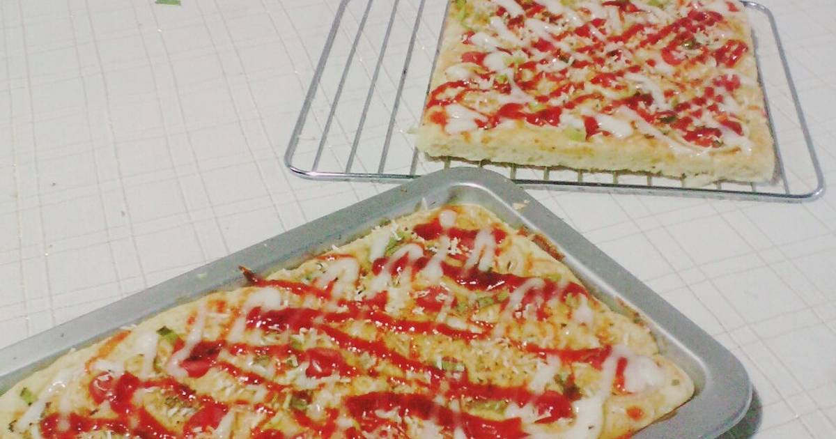 108 resep  pizza kotak  enak dan sederhana Cookpad