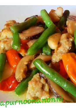 Tumis buncis, jamur dan bakso