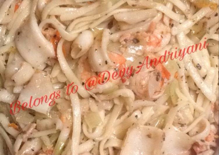 resep Fettucine Aglio Olio Seafood