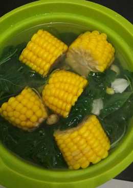 Sayur bening (bayam dan jagung)