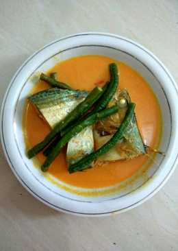 Gulai ikan gembung kuring