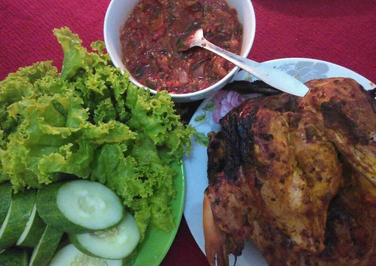 resep lengkap untuk Ayam Bakar Ingkung Spesial