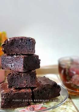 Fudgy cocoa brownies