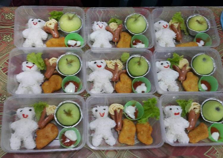 bahan dan cara membuat Bekal Anak Bento Teddy 