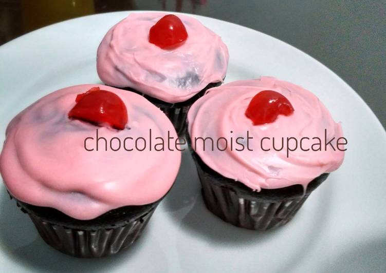 cara membuat Chocolate Moist Cupcake