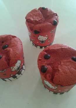 Eggless red velvet cup cake