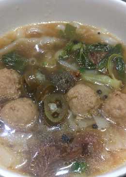 Sop Kwetiau Sapi Ala Thailand