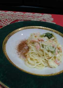 Spaghetti Salmon Carbonara super mudah!