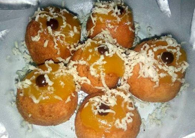 resep lengkap untuk Donut balls with kaya spread chococips cheese