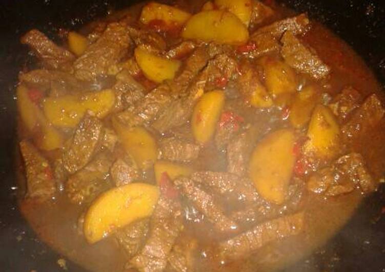 resep Semur kentang daging sapi