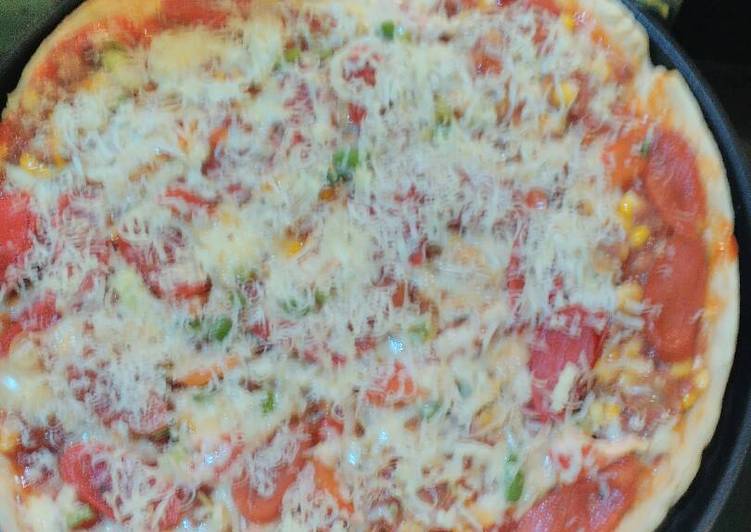 bahan dan cara membuat Stromboli Crispy Tuna Pizza