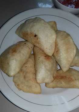 Pastel cireng isi kates