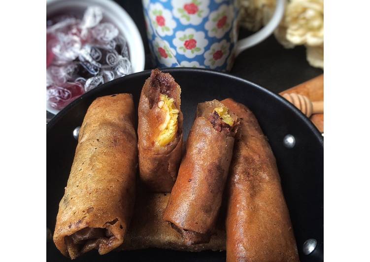 gambar untuk resep makanan Pisang cokelat keju lumer (piscok jumer)