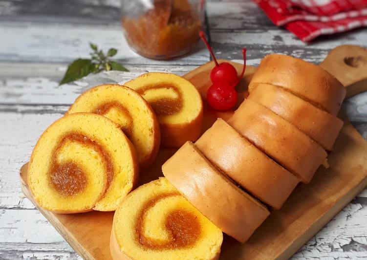 gambar untuk cara membuat Roll Cake /Bolu Gulung Super Lembut