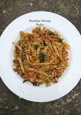 Kwetiau goreng pedas