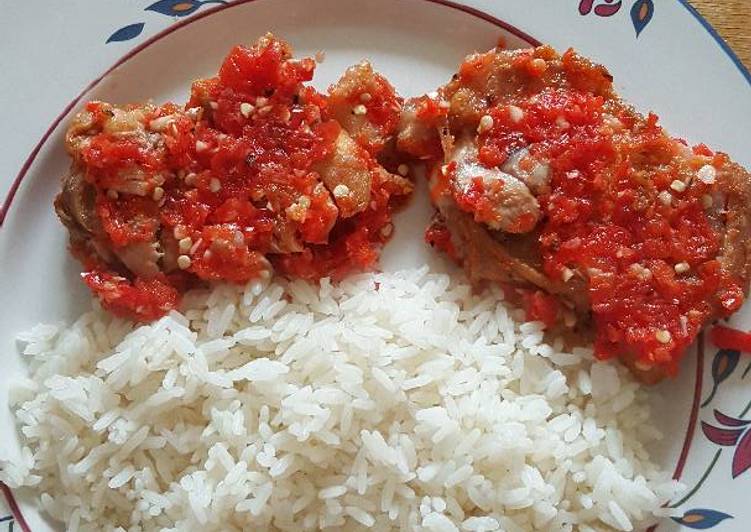 Resep Ayam geprek tanpa tepung oleh piyantina Cookpad
