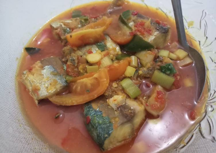 Resep Ikan  Kuah Seger oleh Anggita Dwi Cookpad