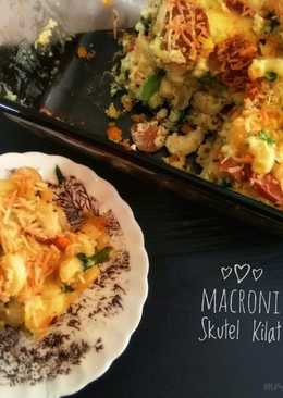 Macroni skutel kilat