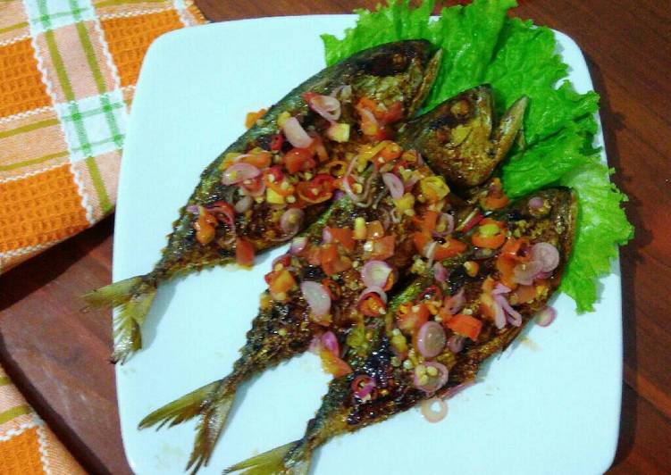 resep masakan Ikan Kembung Bakar Sambal Dabu - dabu