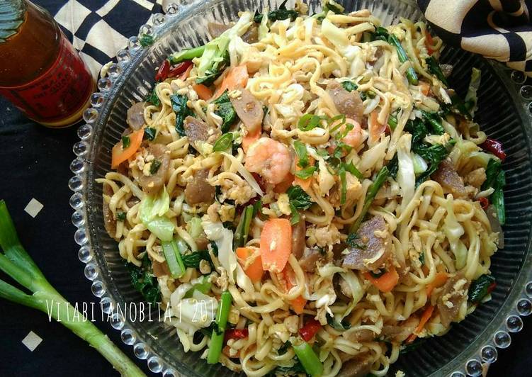 resep lengkap untuk MIE GORENG ala Chinese Food