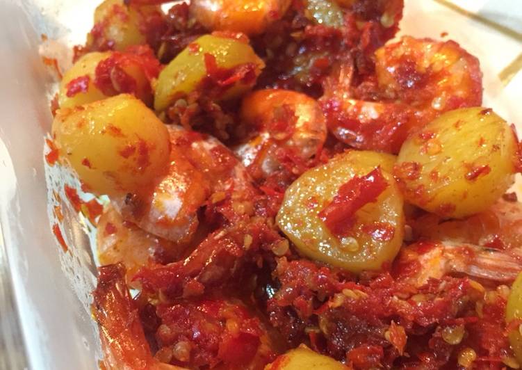 resep masakan Udang goreng balado (+ kentang)