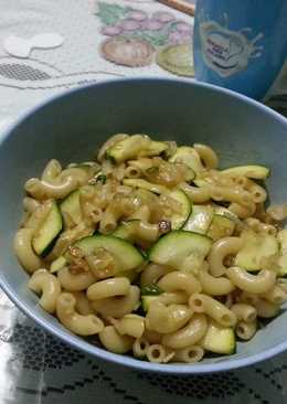 Makaroni tumis Zucchini