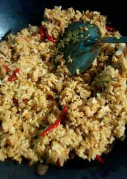 Nasi goreng ikan