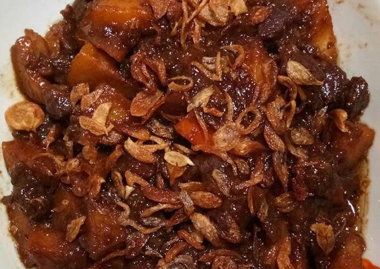 gambar untuk resep makanan Semur Daging Kentang