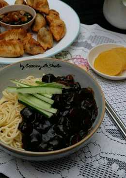 Jjajangmyun (Korean Black Bean Noodles)