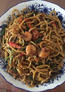 Mie kangkung terasi